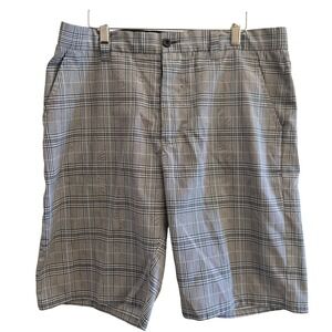 TravisMathew Mens Size 36 Plaid Golf Shorts Grey Blue Black Stretch Performance